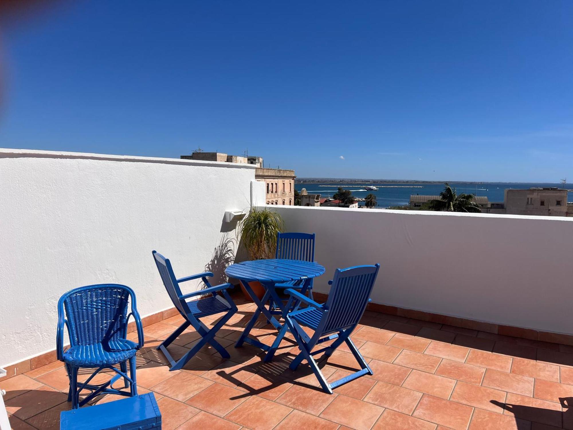 Ferienwohnung Attico Vista Mare Trapani Exterior foto